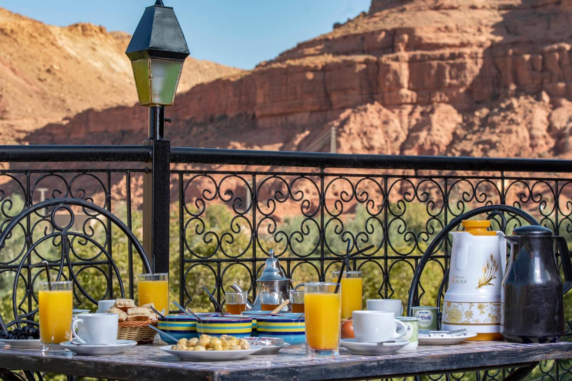Hotel Awayou Bou Drarar Εξωτερικό φωτογραφία